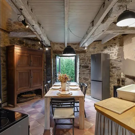 Hébergement de vacances Le Moulin Des Amis Et La Yourte - Atypiques