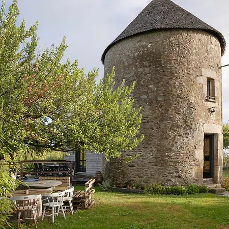 Le Moulin Des Amis Et La Yourte - Atypiques